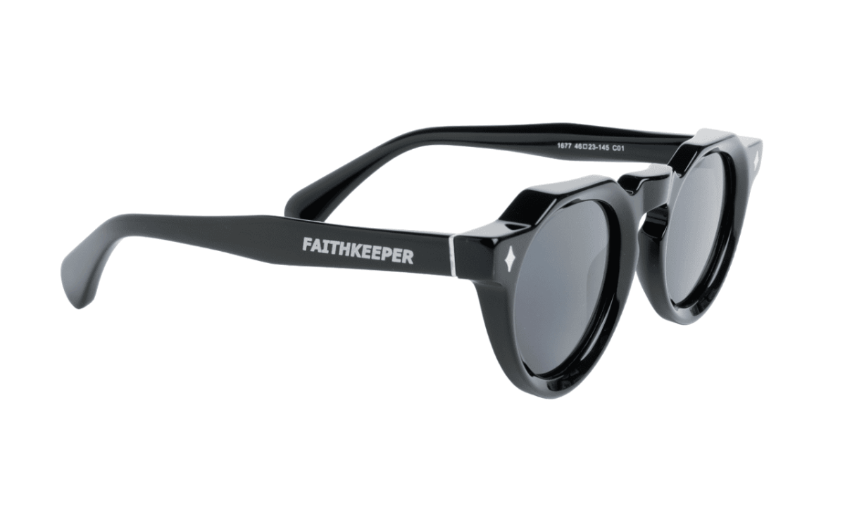 Gafas de sol hombre mujer polarizadas de alta calidad protección categoría 3 UV400, con montura de bioacetato color negro. modelo montbrand