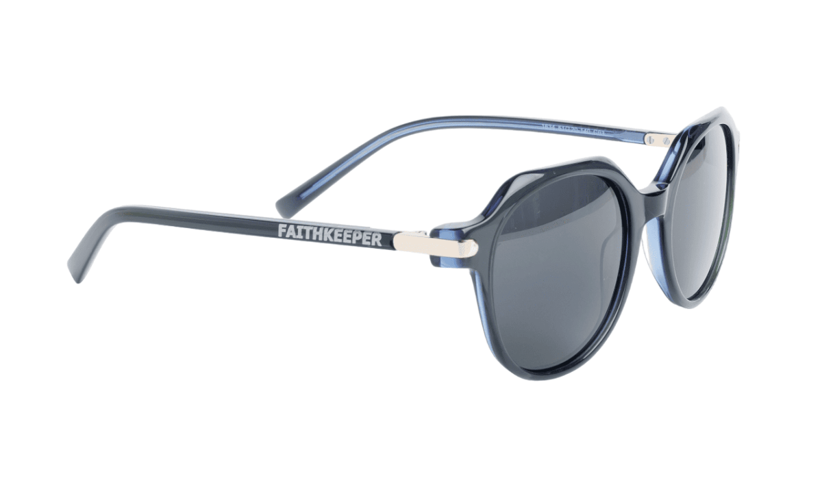 Gafas de sol mujer polarizadas de alta calidad protección categoría 3 UV400, con montura de bioacetato color azul translúcido Modelo herail