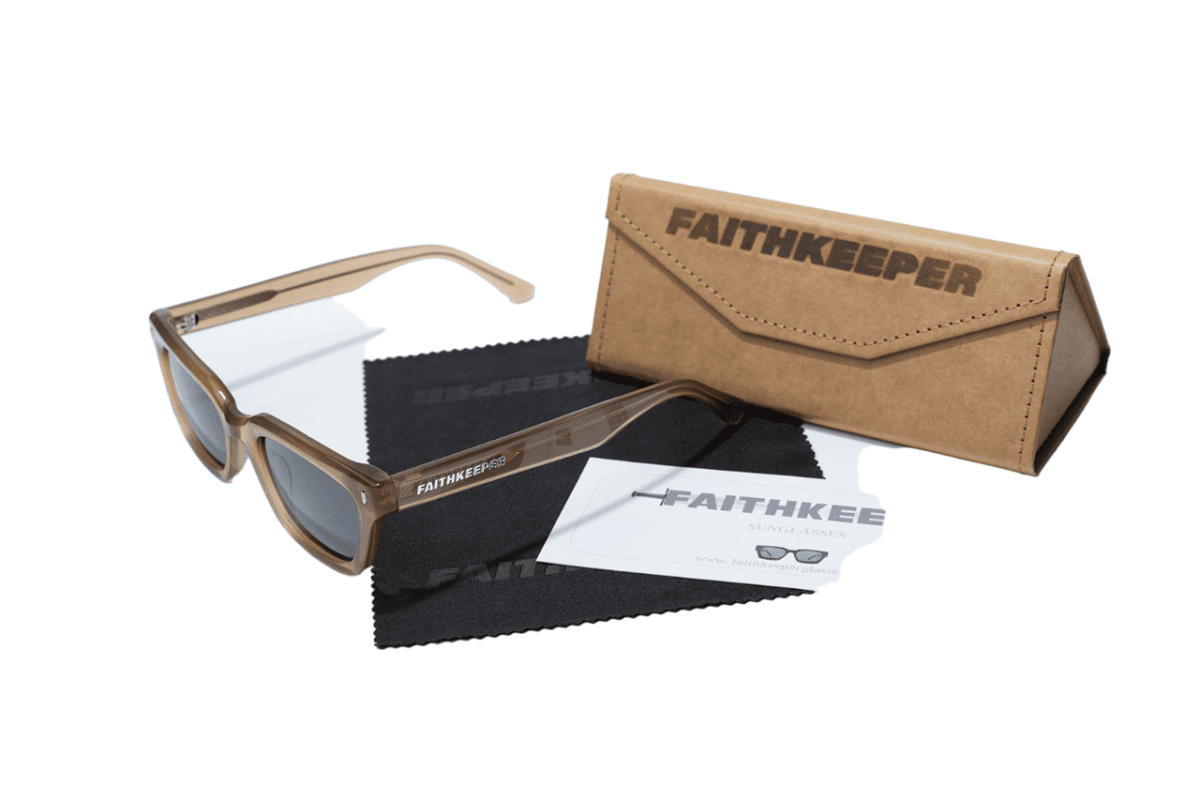Gafas de sol hombre y mujer polarizadas de alta calidad protección categoría 3 UV400, con montura de bioacetato color marrón Modelo ridefort
